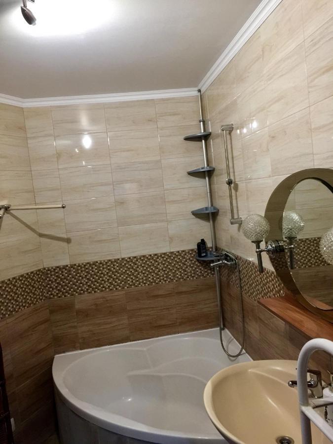 Appartement Elvira à Karlovy Vary Extérieur photo